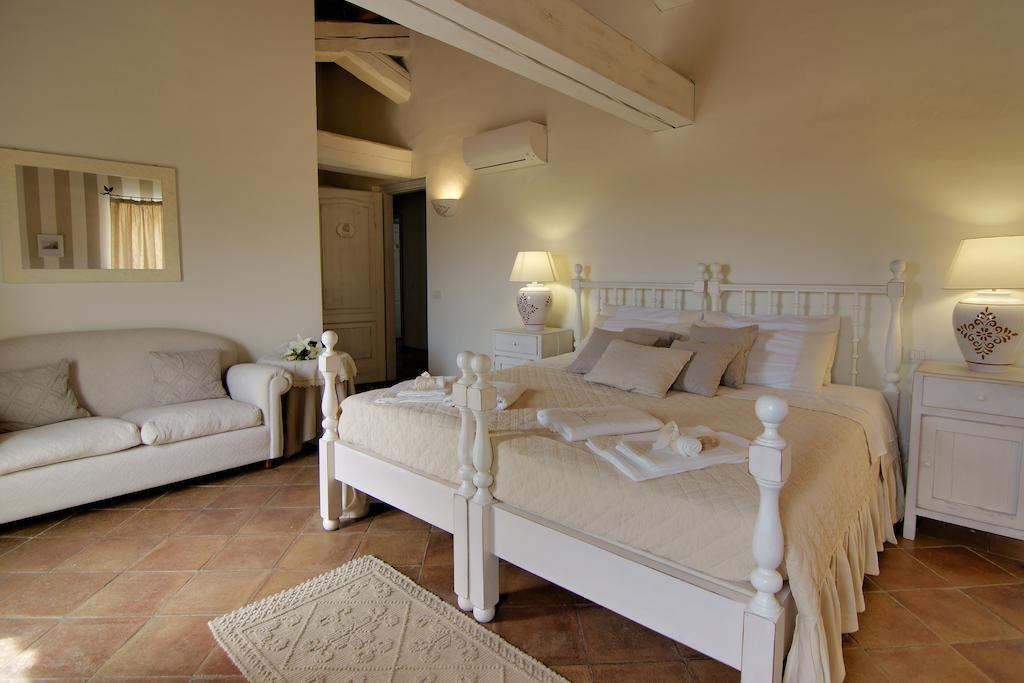 Domus Corallia-Luxury Rooms Порто-Ротондо Номер фото