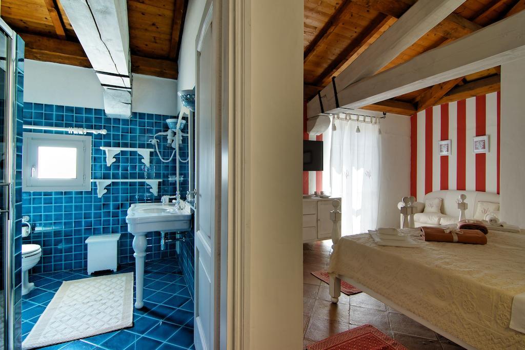 Domus Corallia-Luxury Rooms Порто-Ротондо Номер фото