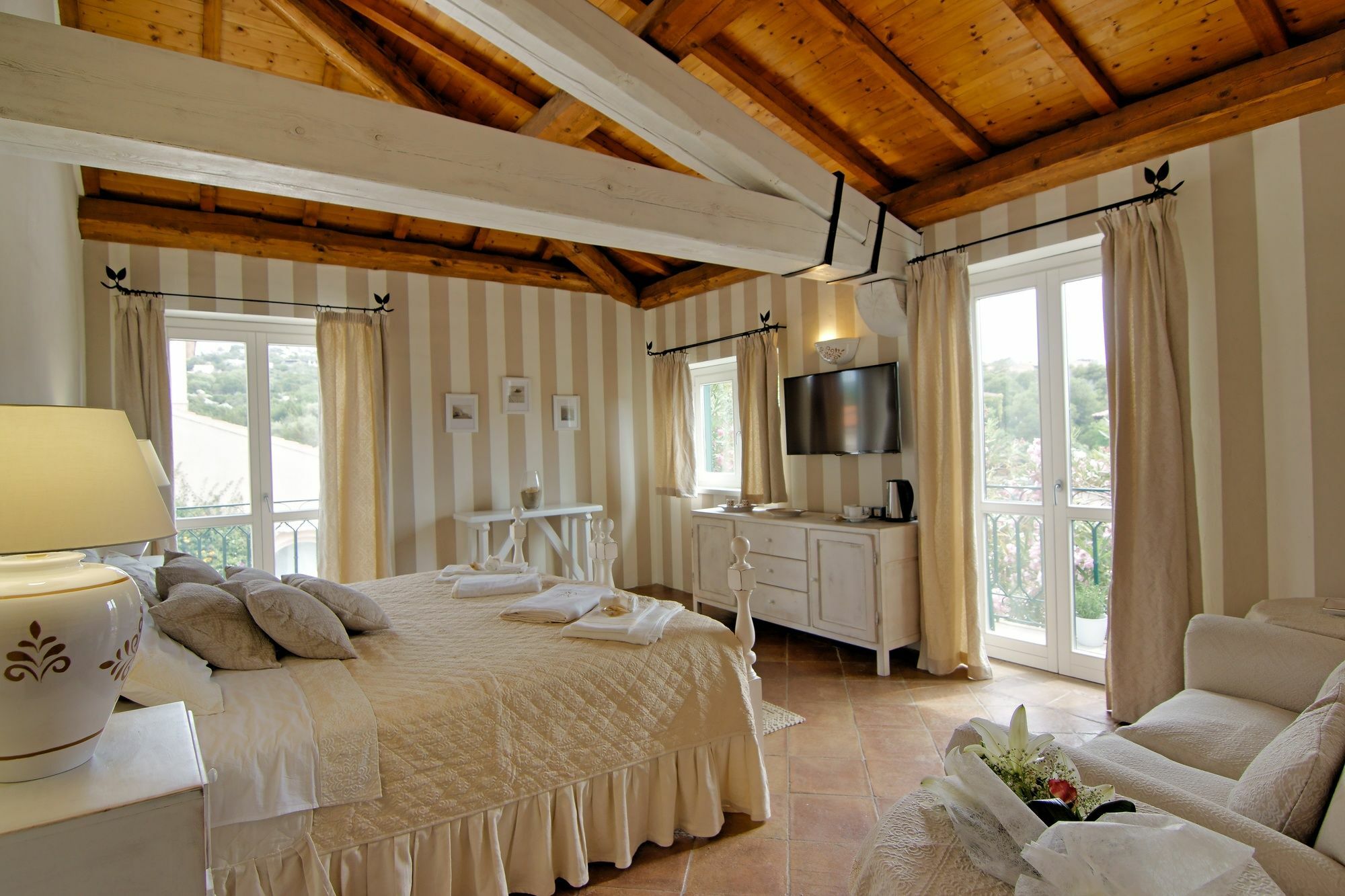 Domus Corallia-Luxury Rooms Порто-Ротондо Экстерьер фото